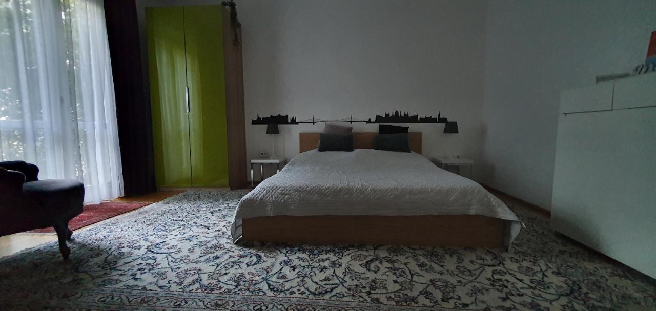 Mintage Apartment /Former Mirage Apartment Будапеща Екстериор снимка